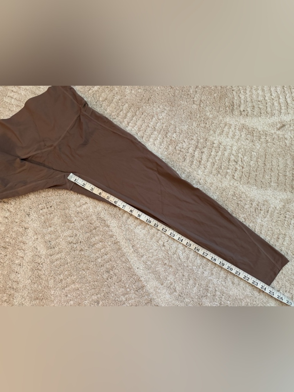 Halara brown 7/8 leggings with side pockets NWOT size M - Picture 6 of 6